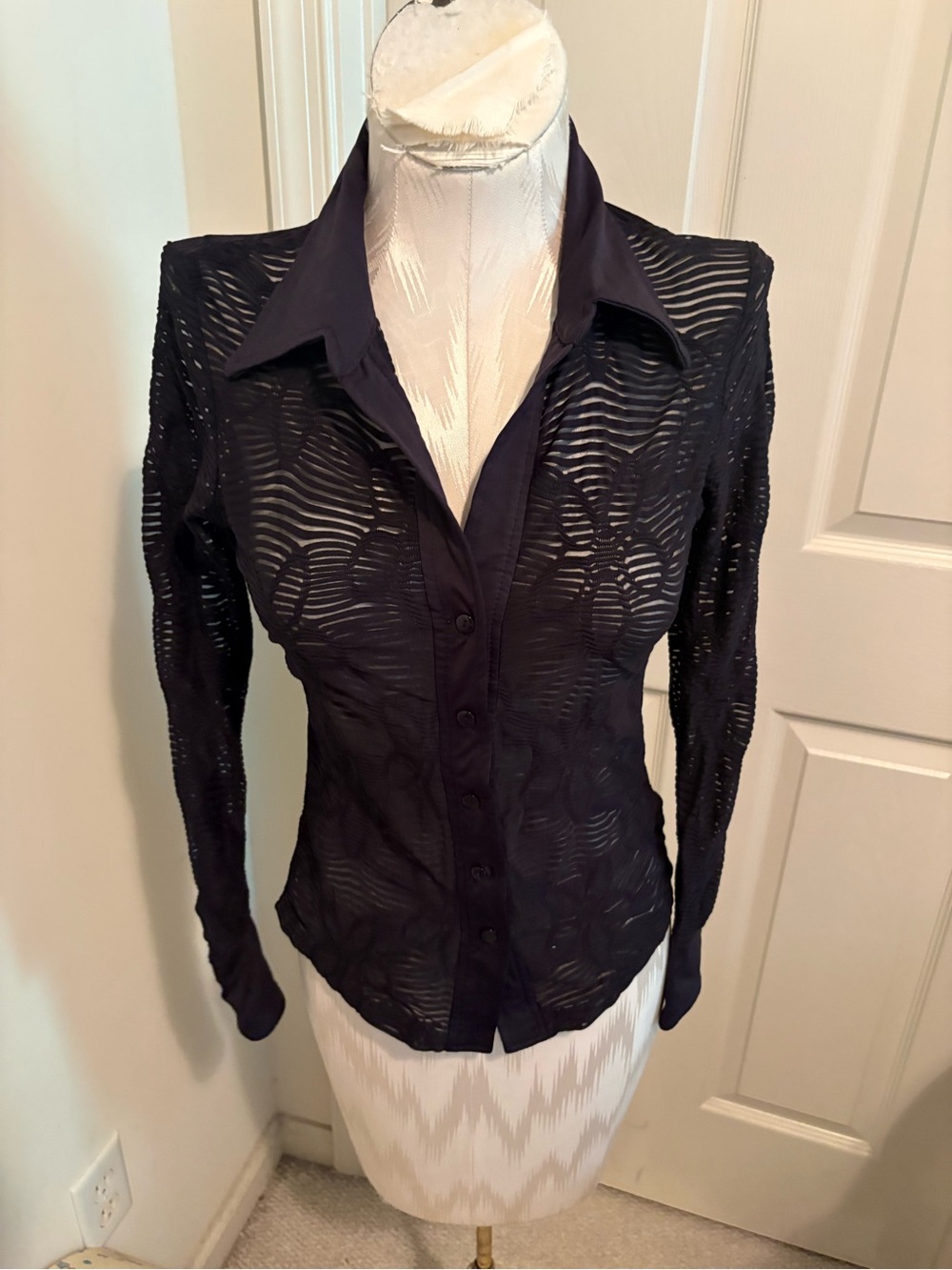 bebe Black Lace-Back top long sleeve size Small